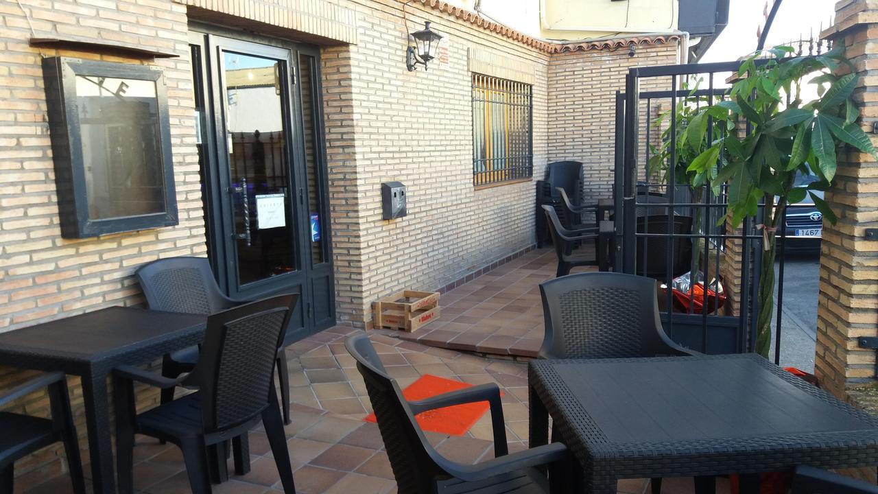 Hostal Sesena Exterior photo