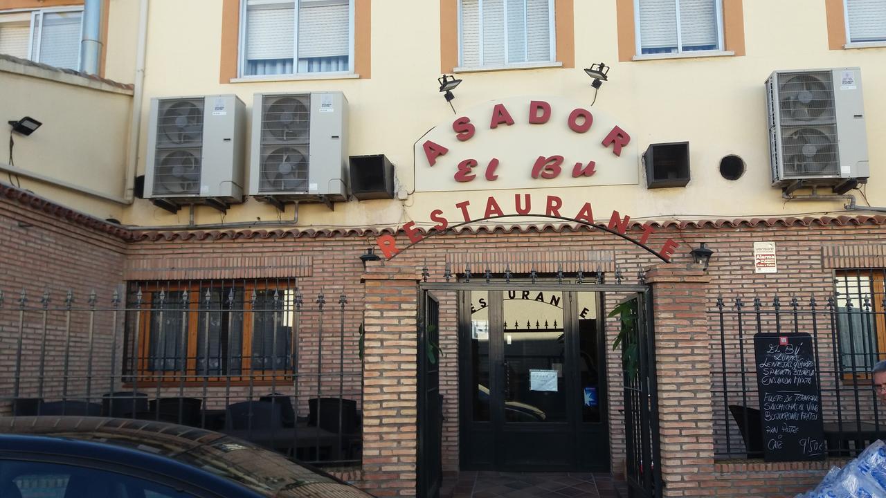 Hostal Sesena Exterior photo